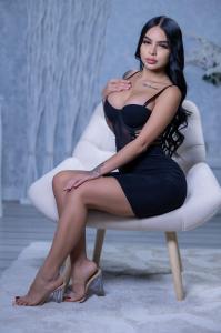 613796937: Chica busca chico en Cádiz
