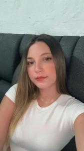 613668422: Chica busca chico en Tenerife