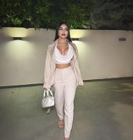 613796937: Chica busca chico en Cádiz