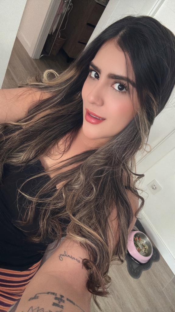 643416471: Chica busca chico en Mallorca