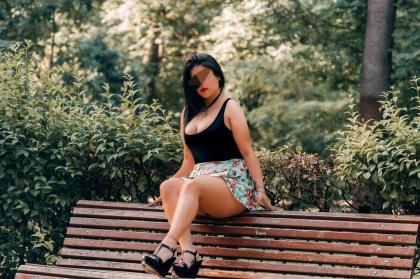 611368937: Chica busca chico en Madrid