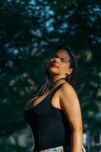 611368937: Chica busca chico en Madrid