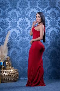 664370528: Chica busca chico en Málaga
