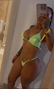 664860547: Chica busca chico en Madrid