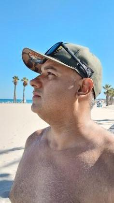 Chico busca chica en Alicante: 