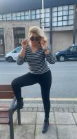 613407780: Chica busca chico en La Coruña