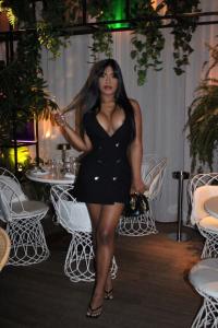 Chica busca chico en Madrid: Chica busca chico