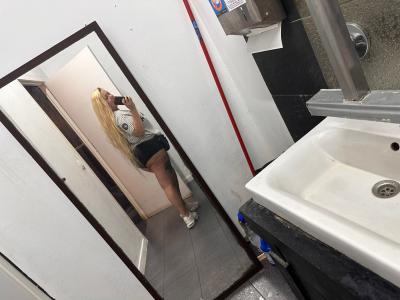 658411427: Chica busca chico en Madrid