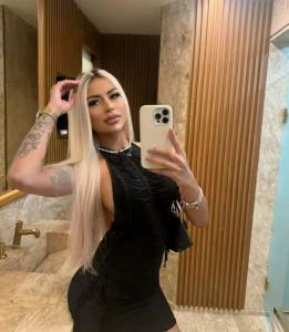 Chica busca chico en Ibiza: Chica busca chico