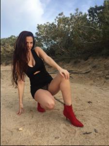 624659013: Chica busca chico en Ibiza