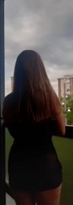 664174378: Chica busca chico en Barcelona