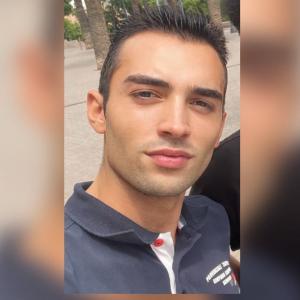 Chico busca chica en Tarragona: 