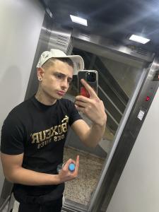 612461014: Chico busca chica en Alicante