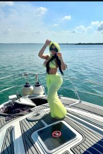 Chica busca chico en Valencia: Chica busca chico