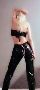Chica busca chico en Huesca: 