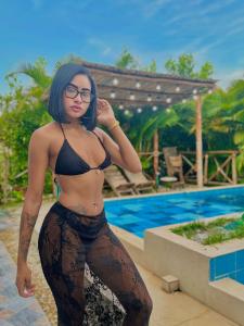 Chica busca chico en Madrid: Chica busca chico