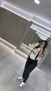 613863273: Chica busca chico en Cantabria