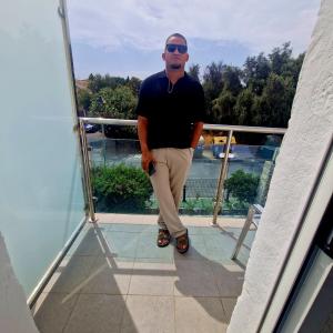 Chico busca chica en Mallorca: 