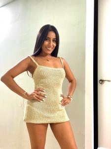 Chica busca chico en Alicante: Chica busca chico