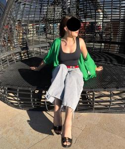 Chica busca chico en Málaga: Chica busca chico