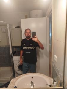 Chico busca chica en Málaga: 