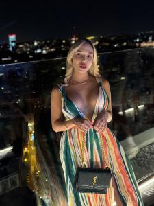 693841445: Travesti en Barcelona