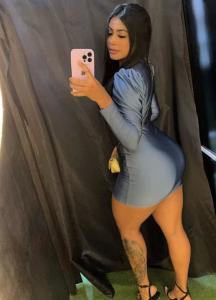 613888433: Chica busca chico en La Coruña