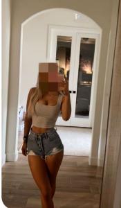682254984: Chica busca chico en Cádiz