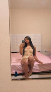 631764415: Chica busca chico en Alicante