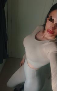 Chica busca chico en Alicante: Chica busca chico