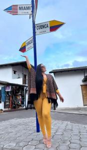 641647685: Chica busca chico en Murcia
