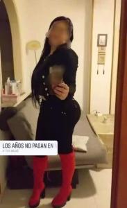 641647685: Chica busca chico en Murcia