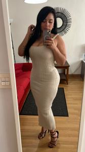 Chica busca chico en Alicante: Chica busca chico