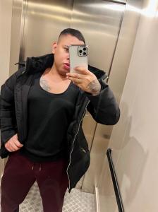 Chico busca chica en Almería: 