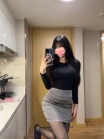 698908760: Chica busca chico en Gerona