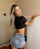 697786647: Chica busca chico en Cáceres