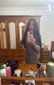 611335921: Chica busca chico en Gerona