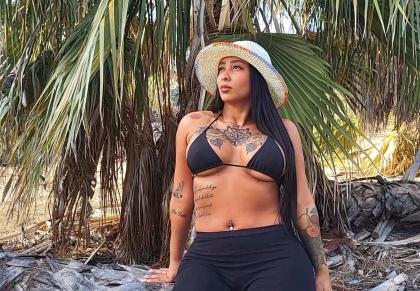 Chica busca chico en Alicante: Chica busca chico