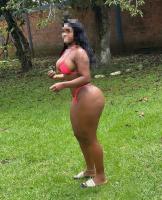 641694841: Chica busca chico en La Coruña