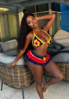 613955039: Chica busca chico en Barcelona