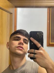 Chico busca chica en Albacete: 