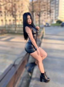Chica busca chico en Cantabria: Chica busca chico