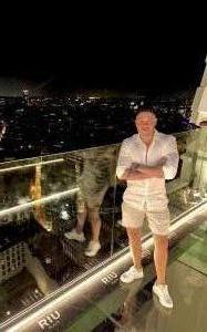 Chico busca chica en Madrid: Chico busca chica