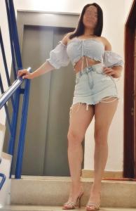631258186: Chica busca chico en Gerona