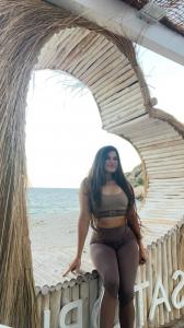 Chica busca chico en Alicante: Chica busca chico
