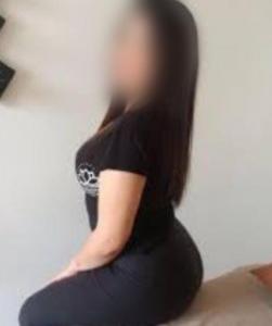 632057245: Chica busca chico en Málaga