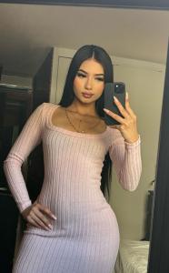 Chica busca chico en Alicante: Chica busca chico