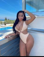 631743611: Chica busca chico en Málaga