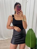 634081974: Chica busca chico en Madrid