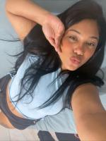 613682402: Chica busca chico en Cádiz